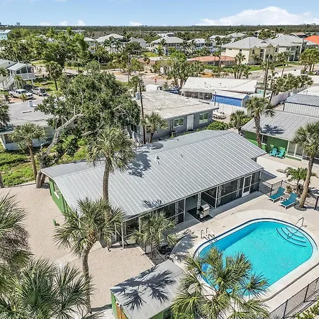 Dune Our Thing Manor: 8Br Retreat W/ Pool & Beach